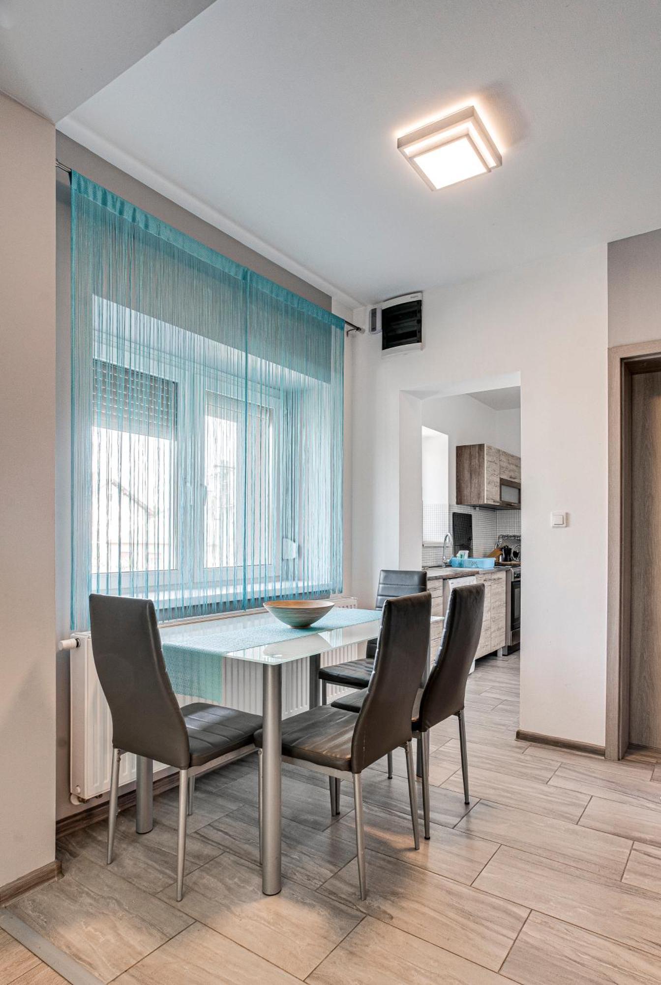 Magdi Vendeghaz A-B Apartment แซลเดอมักล์ ภายนอก รูปภาพ